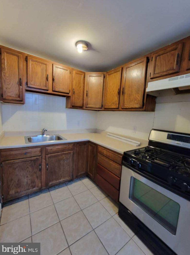 916 E 27th St, Wilmington, DE 19802