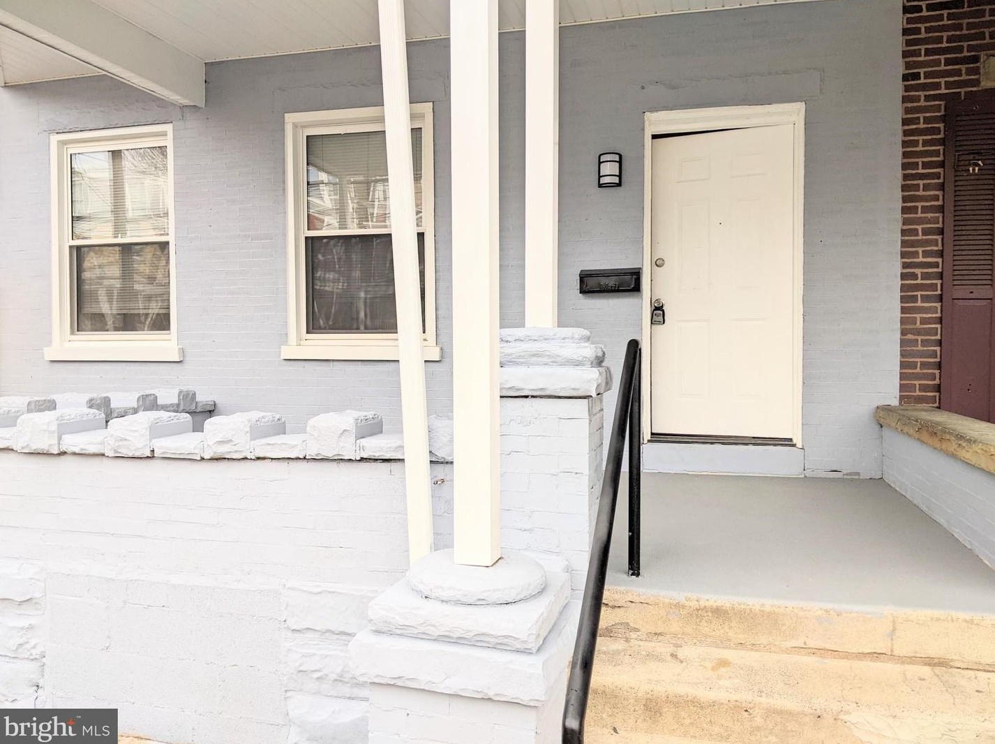 210 Broom St, Wilmington, DE 19805-3941