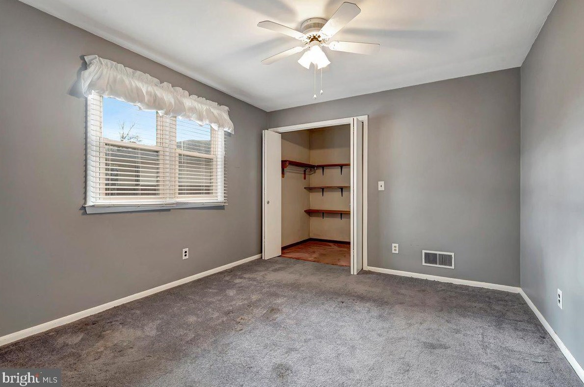 3801 Eunice Ave, Wilmington DE  19808-4614 exterior