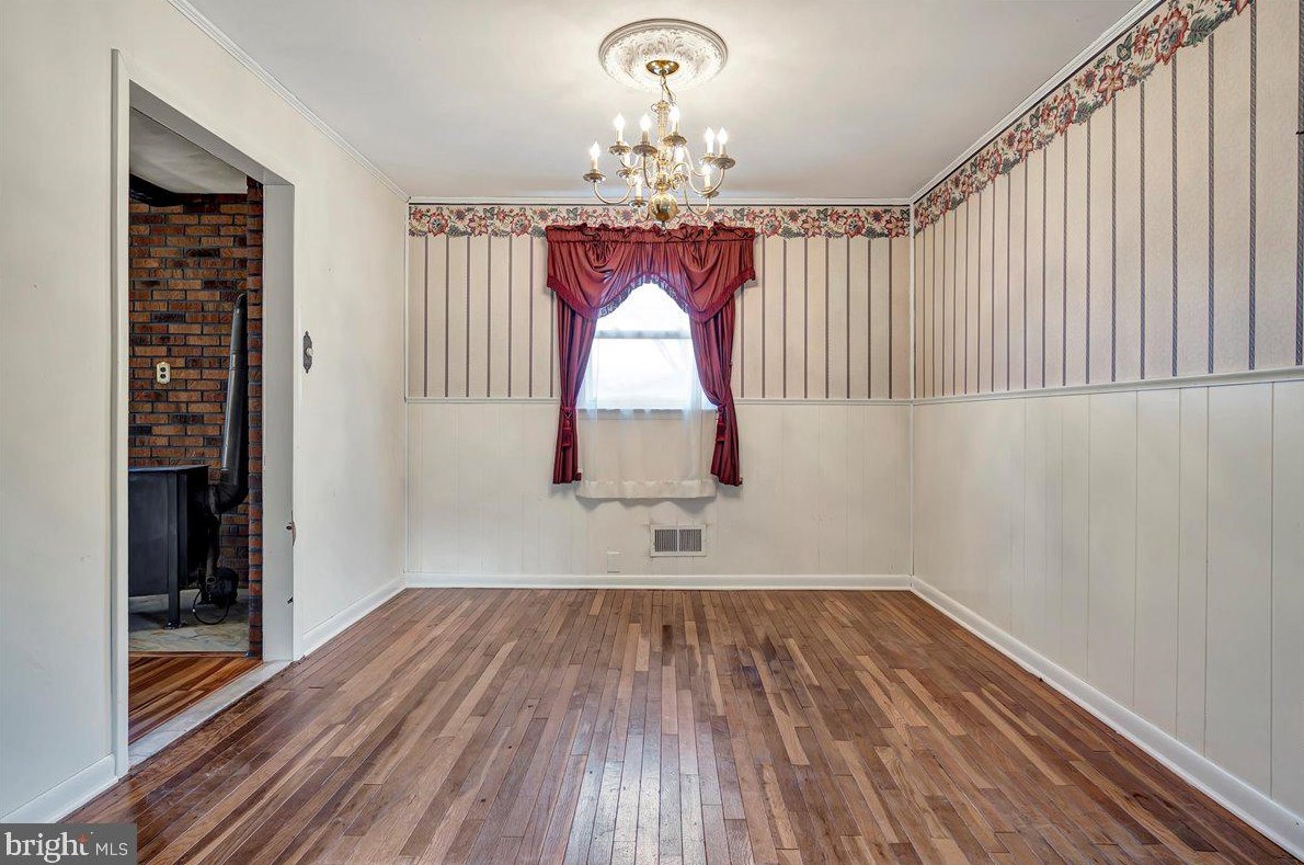 3801 Eunice Ave, Wilmington DE  19808-4614 exterior