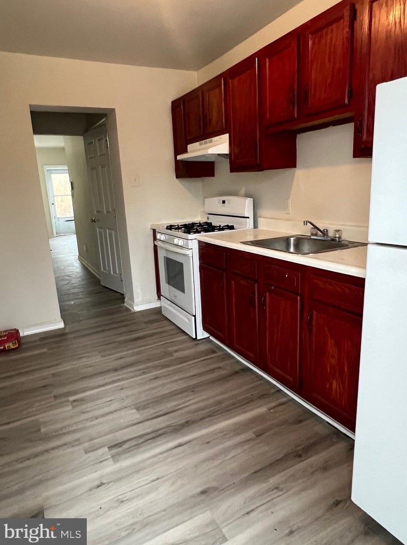 402 Adams St, Wilmington DE  19801-2017 exterior