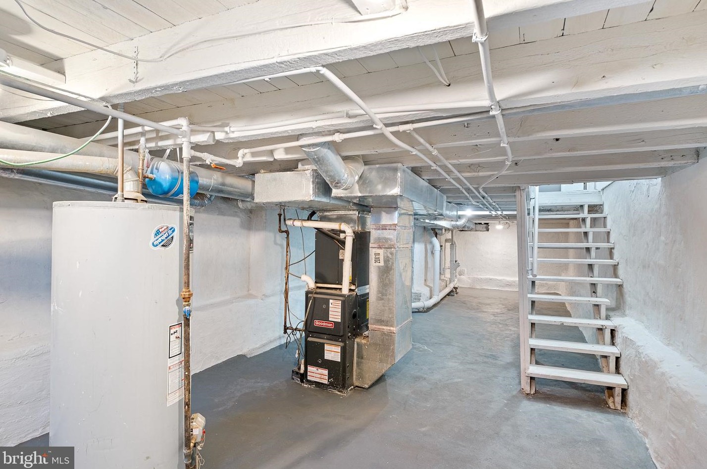 1229 Heald St, Wilmington DE  19802-5240 exterior