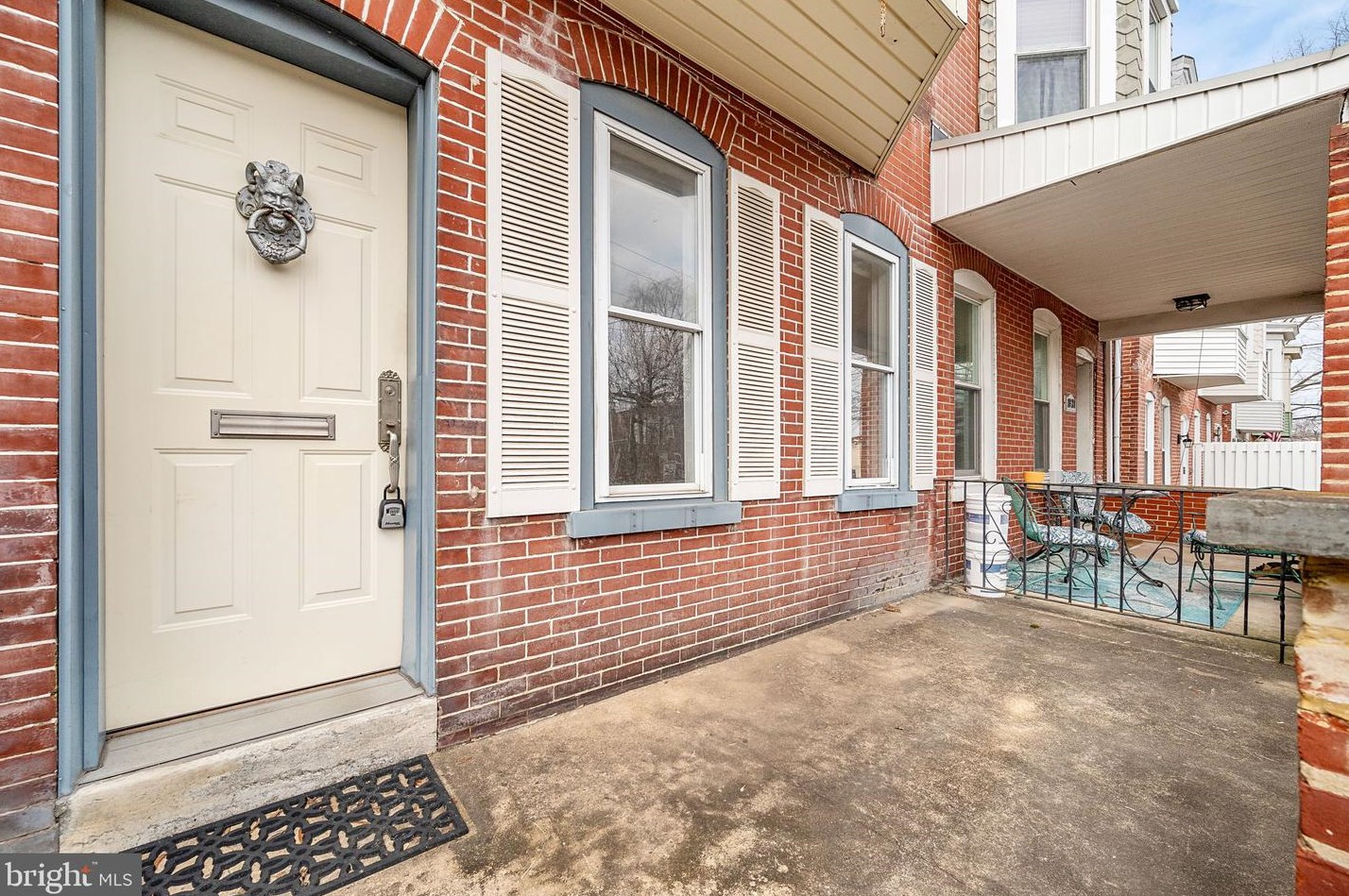 1325 Dupont St, Wilmington, DE 19806-4027