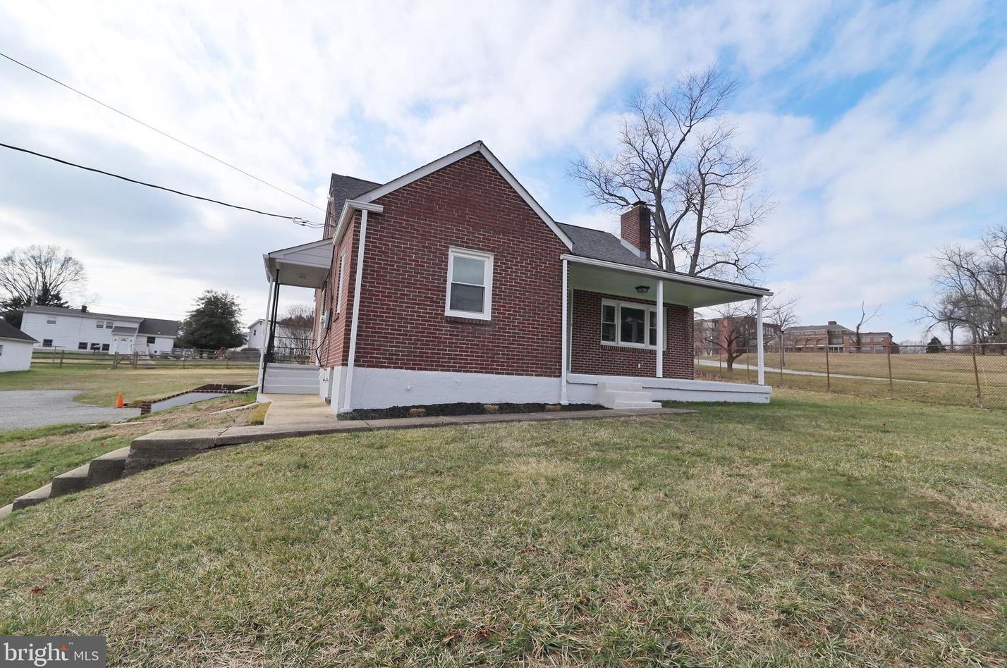 2912 Newport Gap Pike, Wilmington, DE 19808-2377
