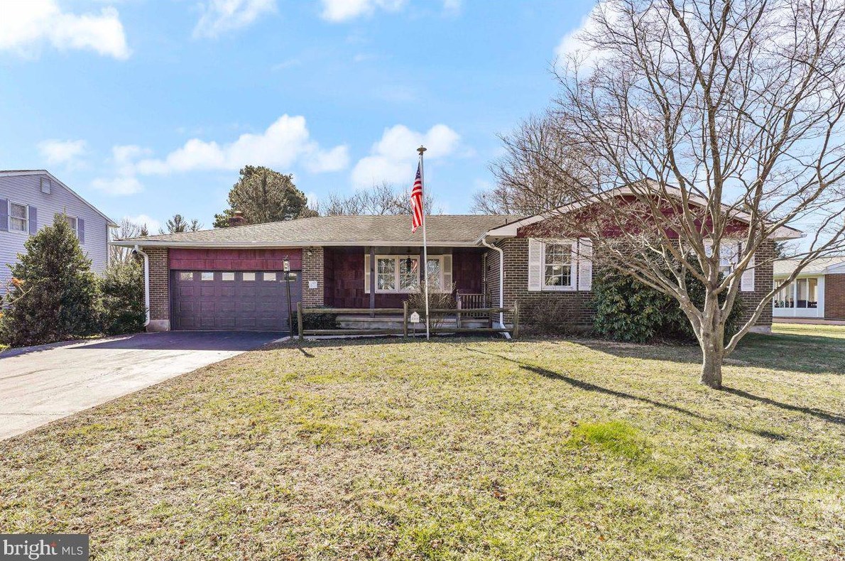 2312 Paulwynn Rd, Wilmington, DE 19810-2733