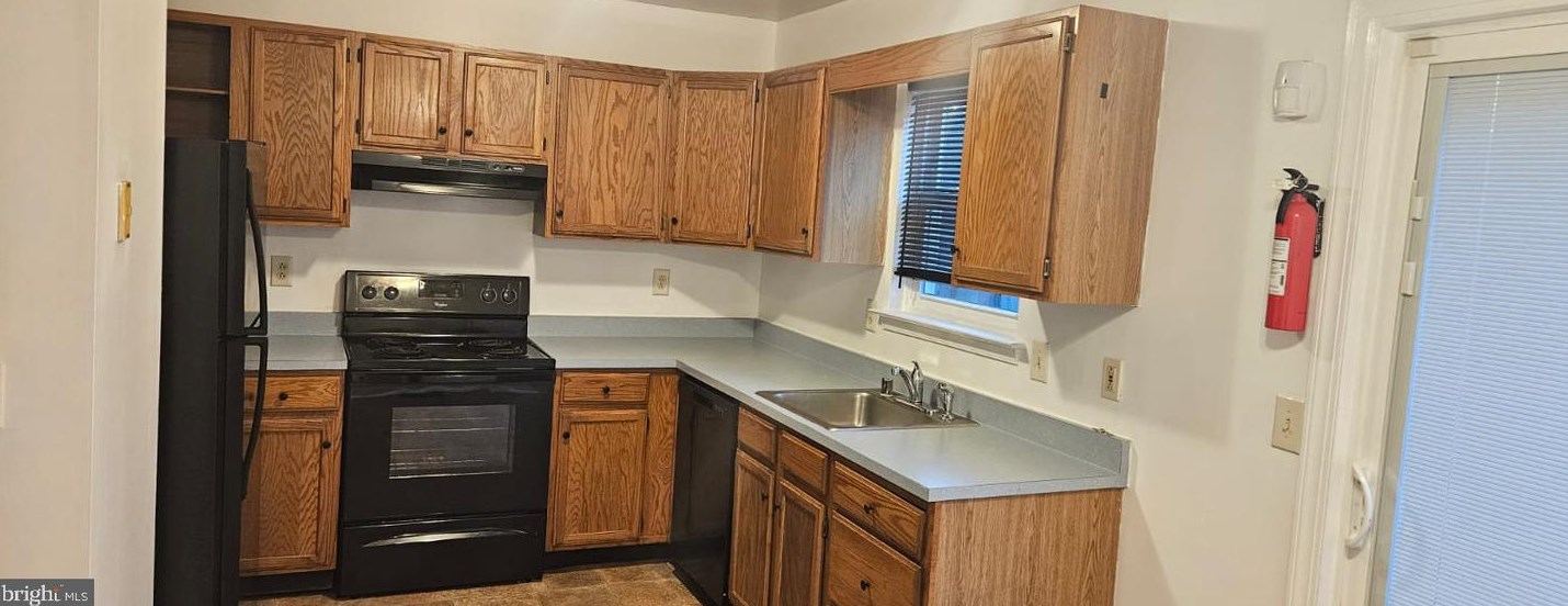 7 Laird Ln, New Castle, DE 19720