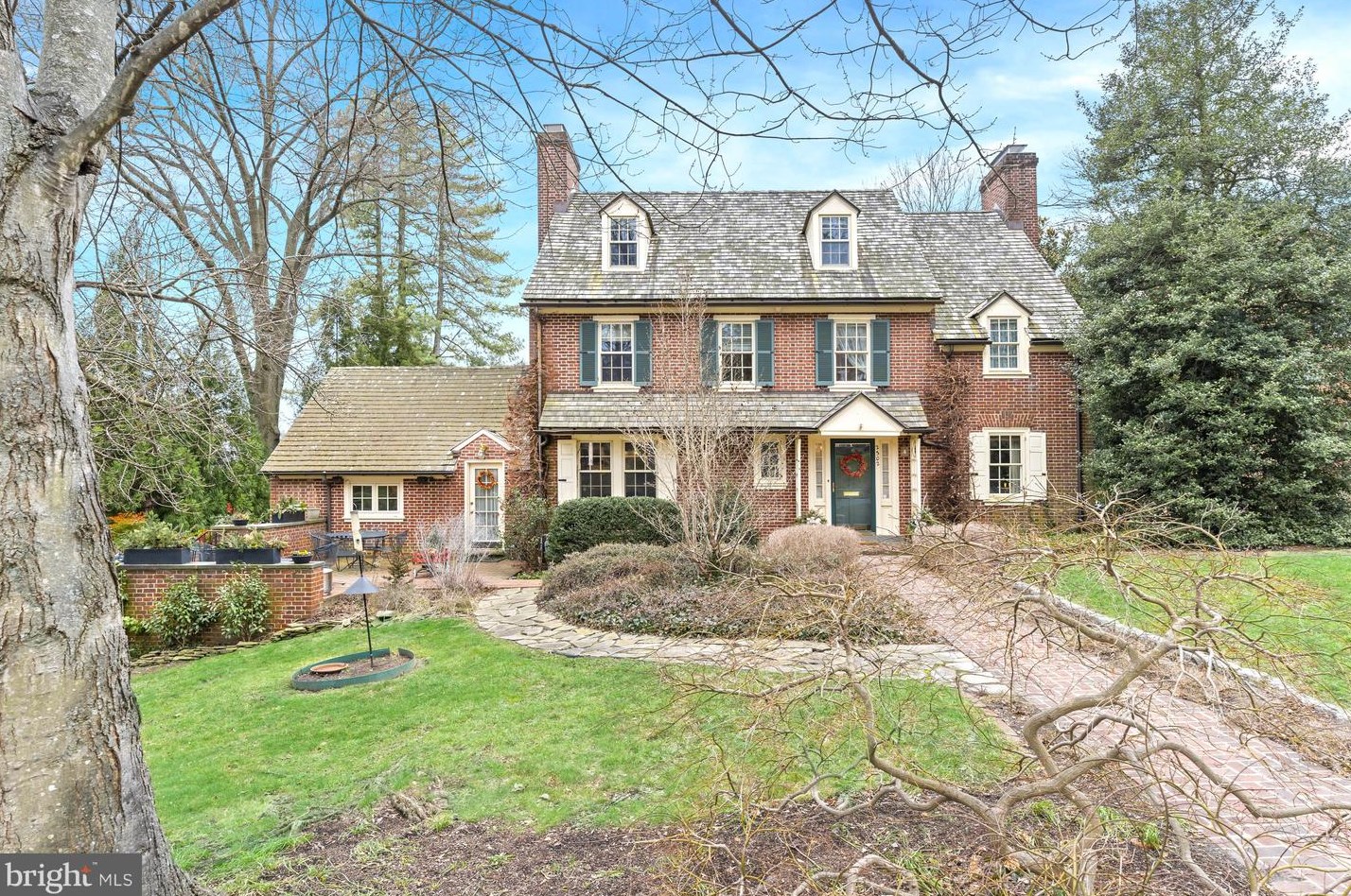 2302 Grant Ave, Wilmington, DE 19806-2006