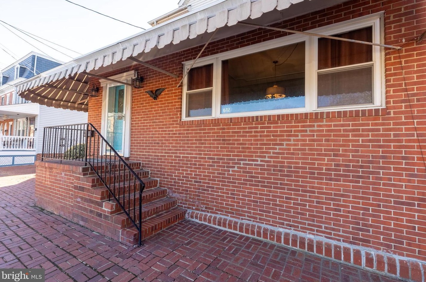 612 Delaware, New Castle, DE 19720