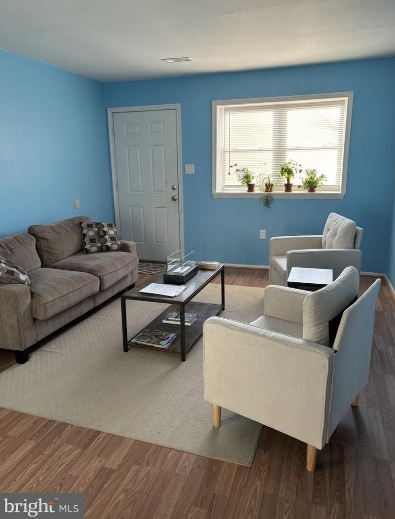 672 White Rock Rd, Bear, DE 19701