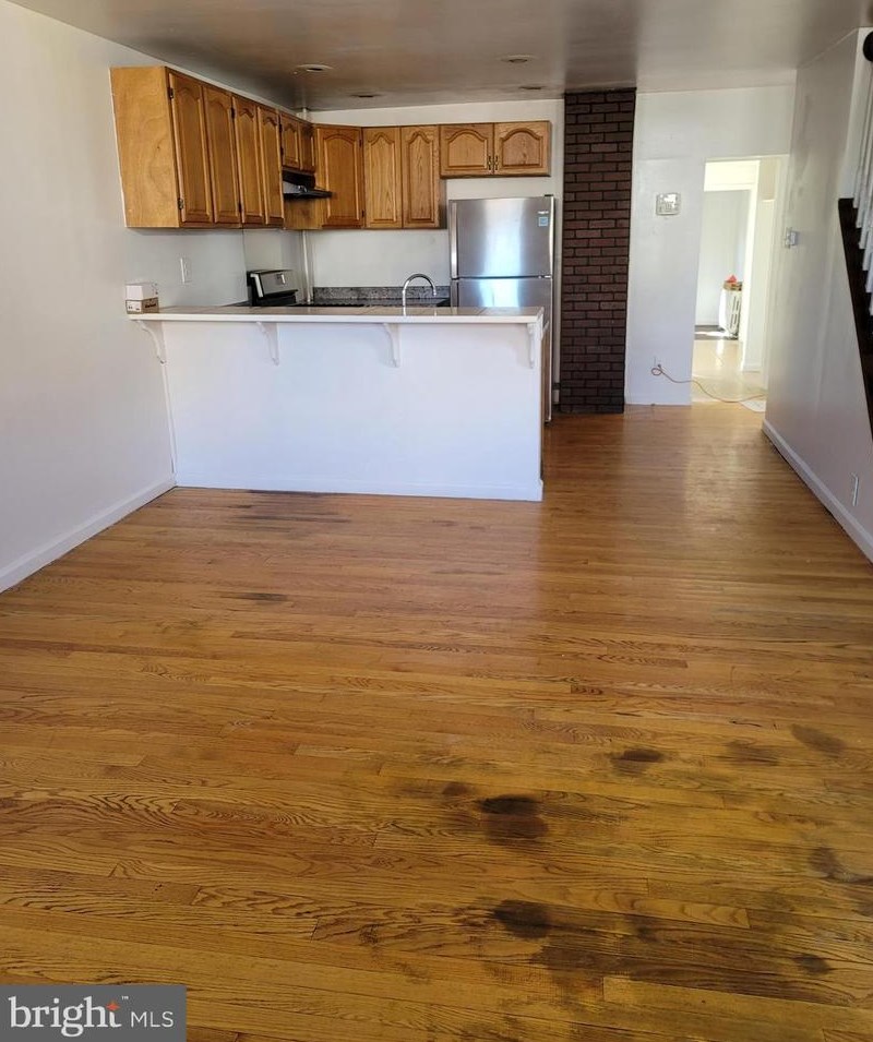 1218 Beech St, Wilmington, DE 19805-4325