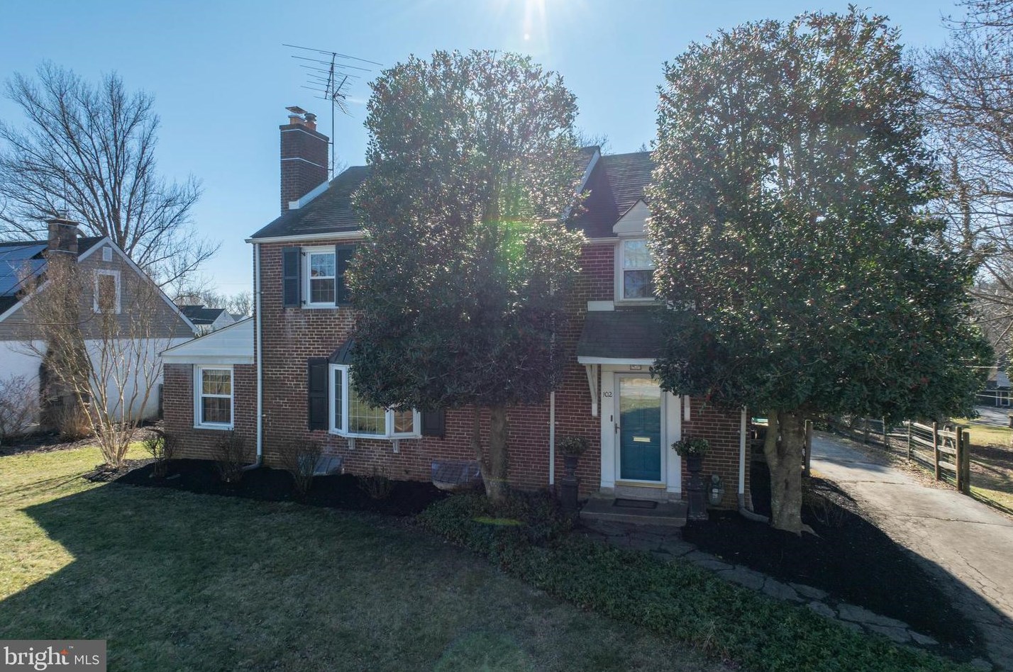 102 Sunset Dr, Wilmington, DE 19809-2019