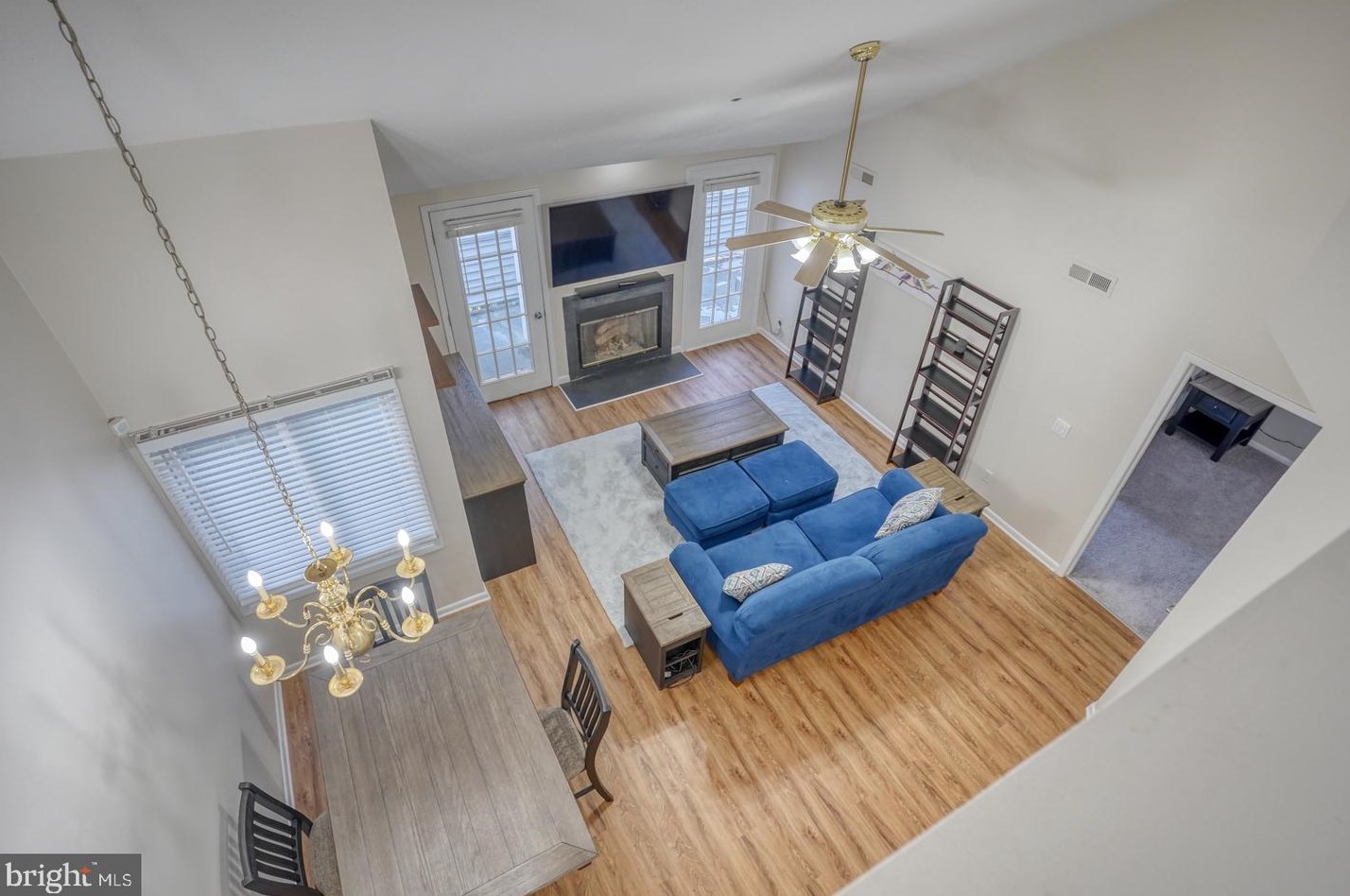 2308 Creekside Dr, Newark DE 19711-6741 exterior