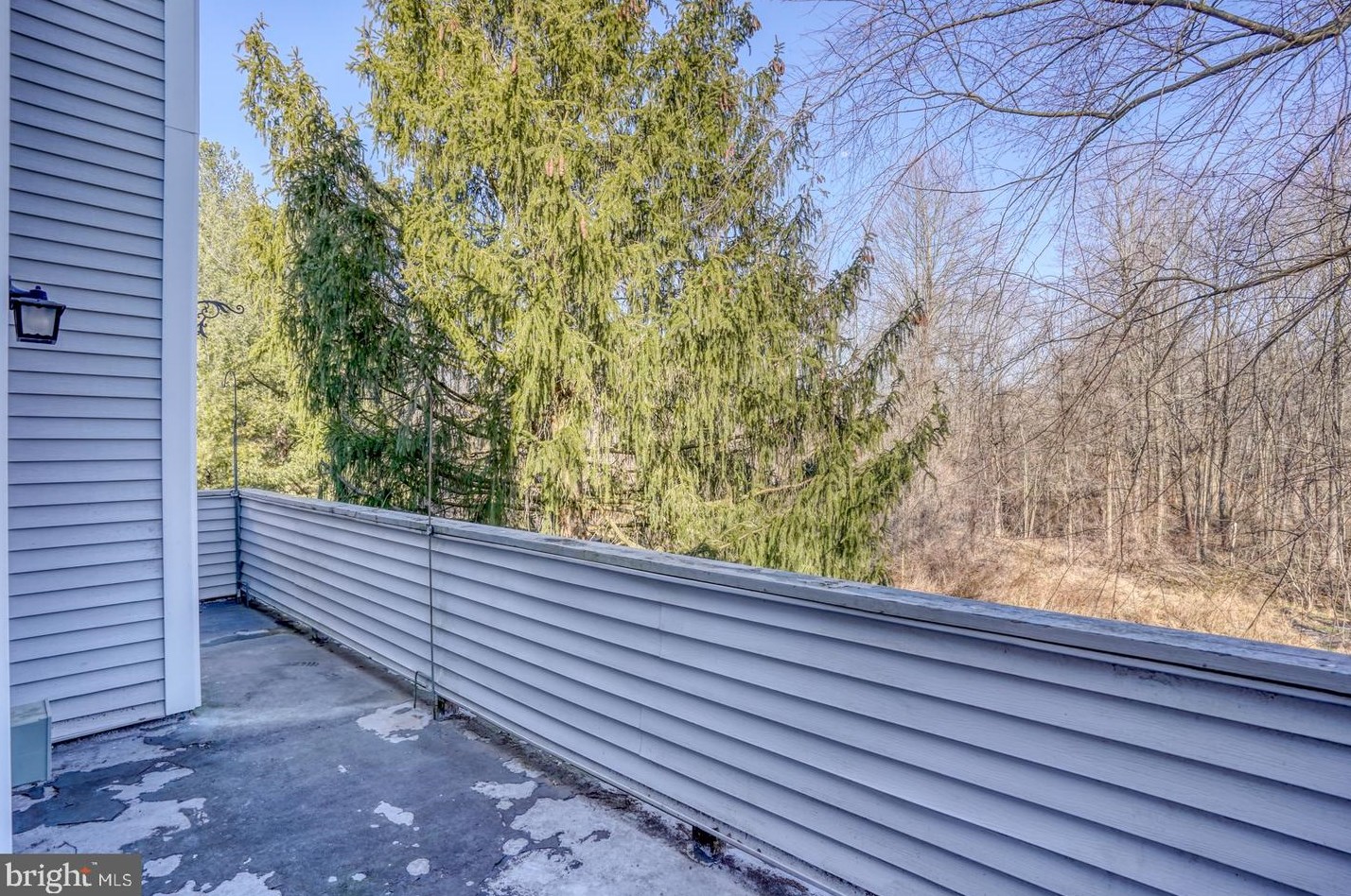 2308 Creekside Dr, Newark DE 19711-6741 exterior