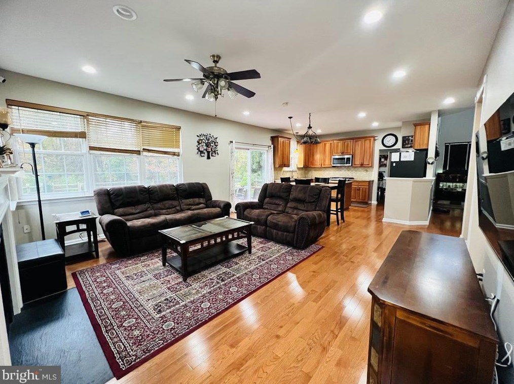 16 Chapman Ln, Bear DE  19701-6364 exterior