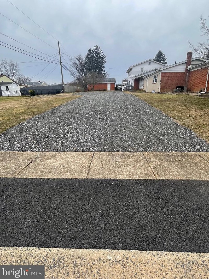 1200 Milltown Rd, Wilmington DE  19808-3004 exterior