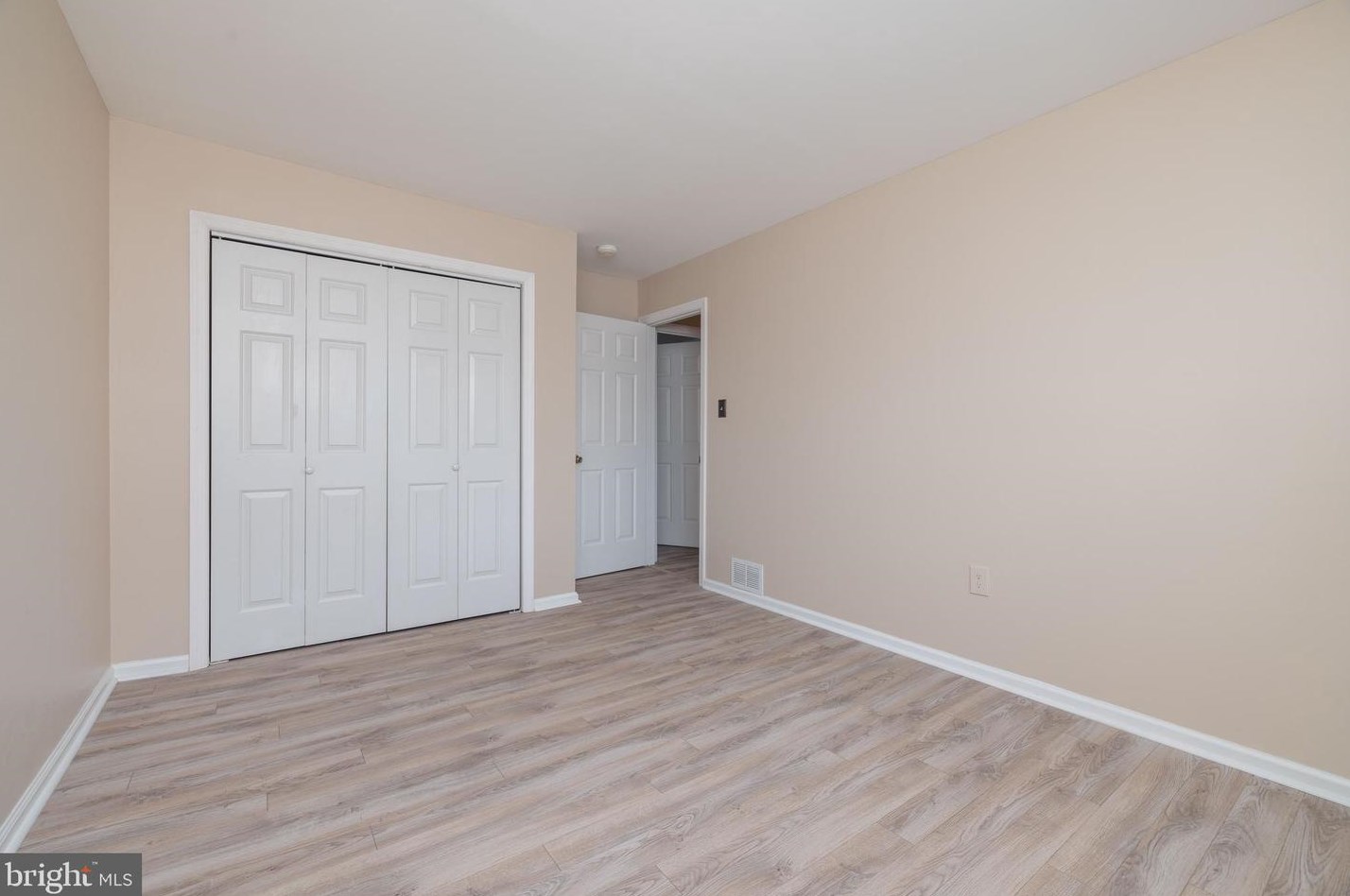 815 Gwynn Ct, Bear DE  19701-3013 exterior