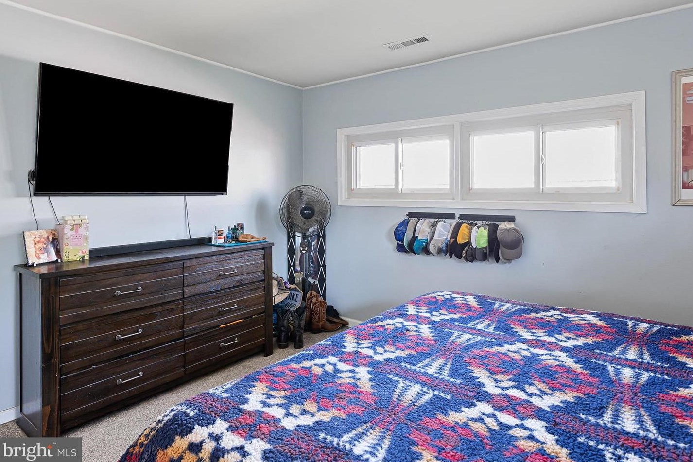 13 Kullen Dr, Newark DE  19713-2406 exterior