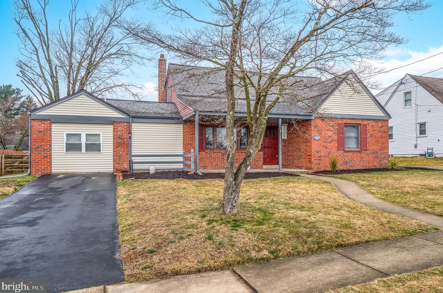 2412 Darnay Ln, Wilmington, DE 19808-4112