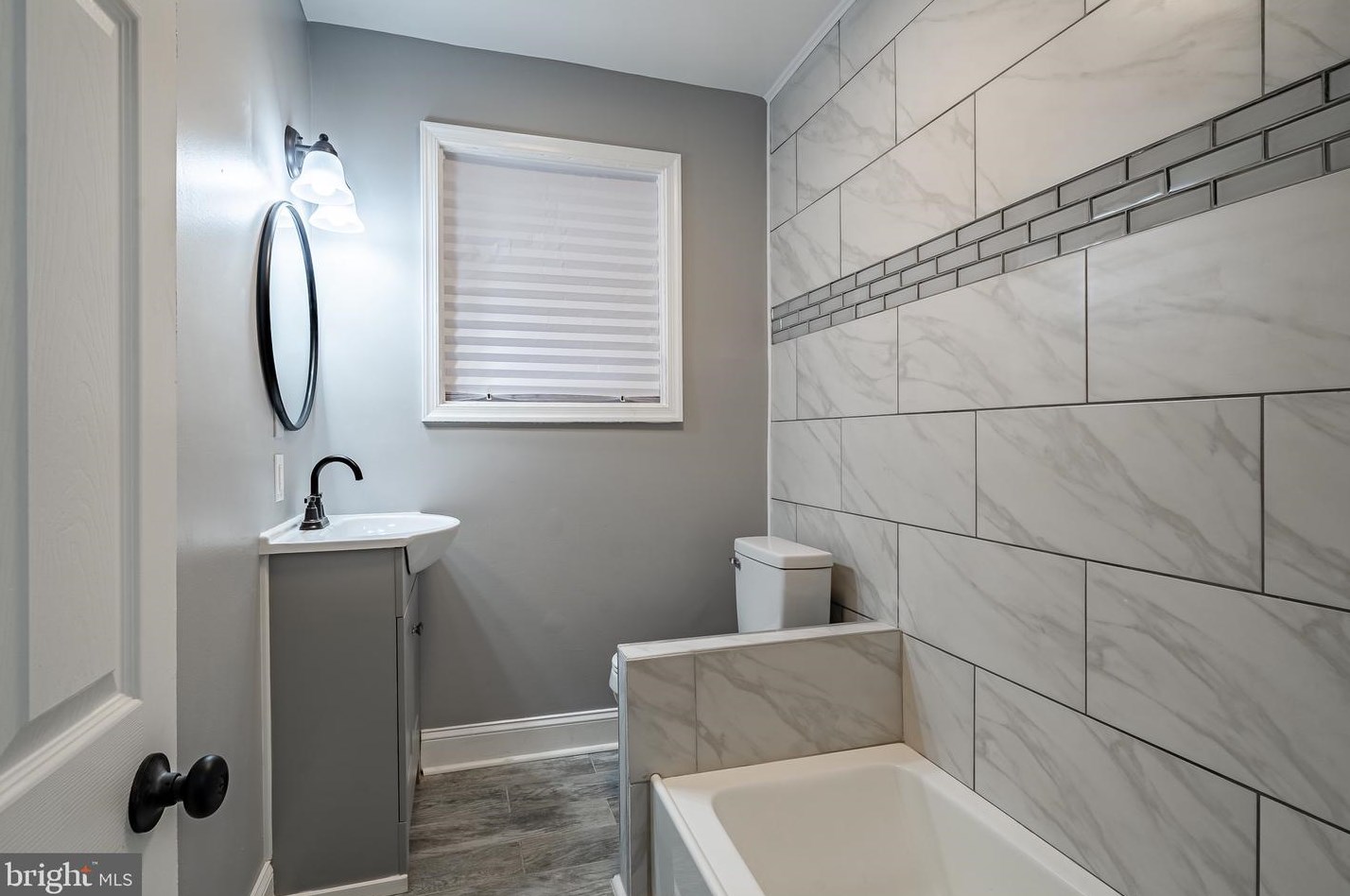 409 24th St, Wilmington DE  19802-3402 exterior