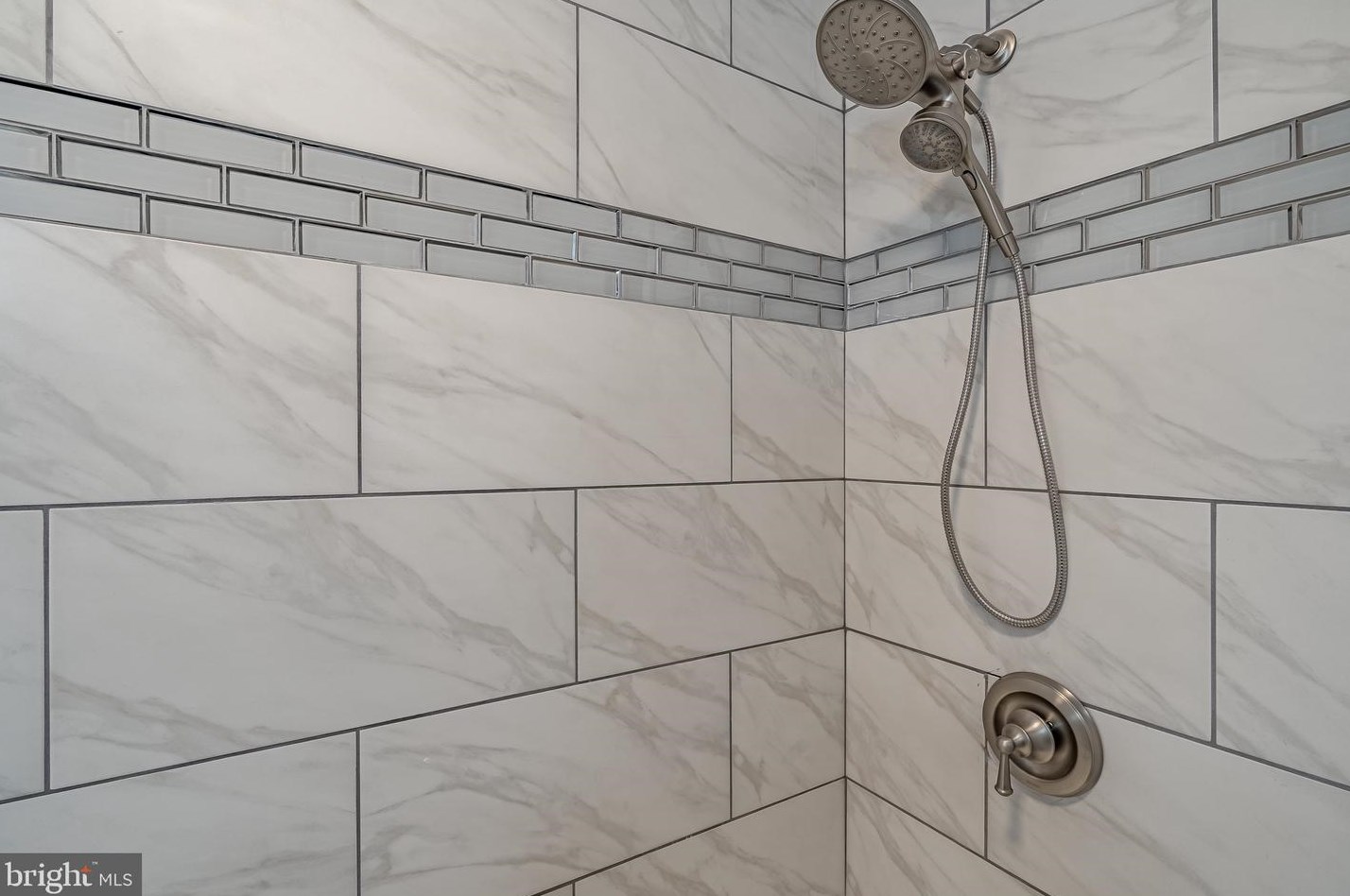 409 24th St, Wilmington DE  19802-3402 exterior