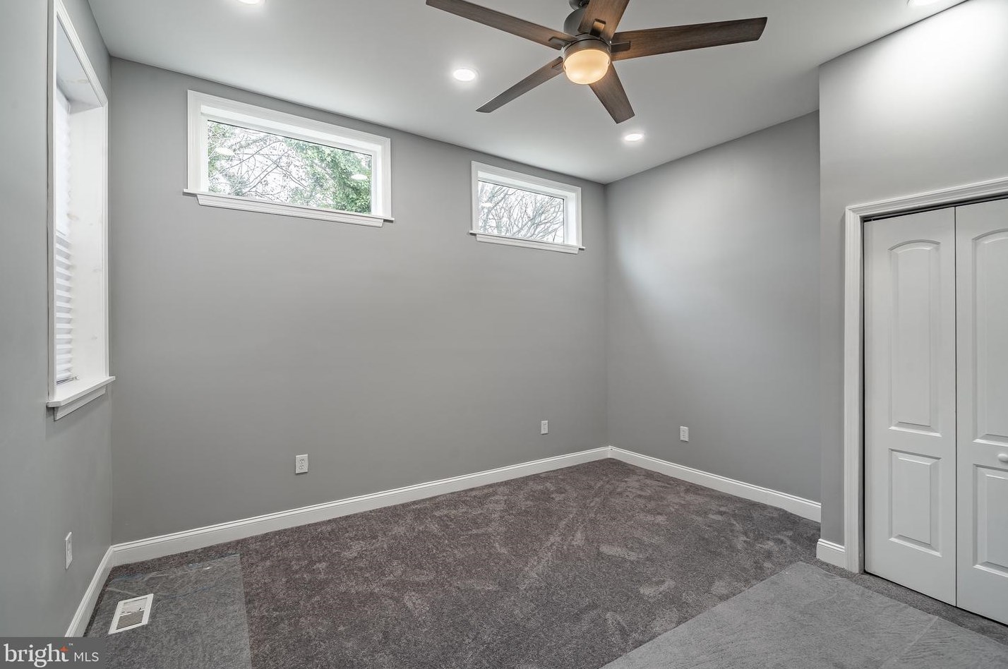 409 24th St, Wilmington DE  19802-3402 exterior