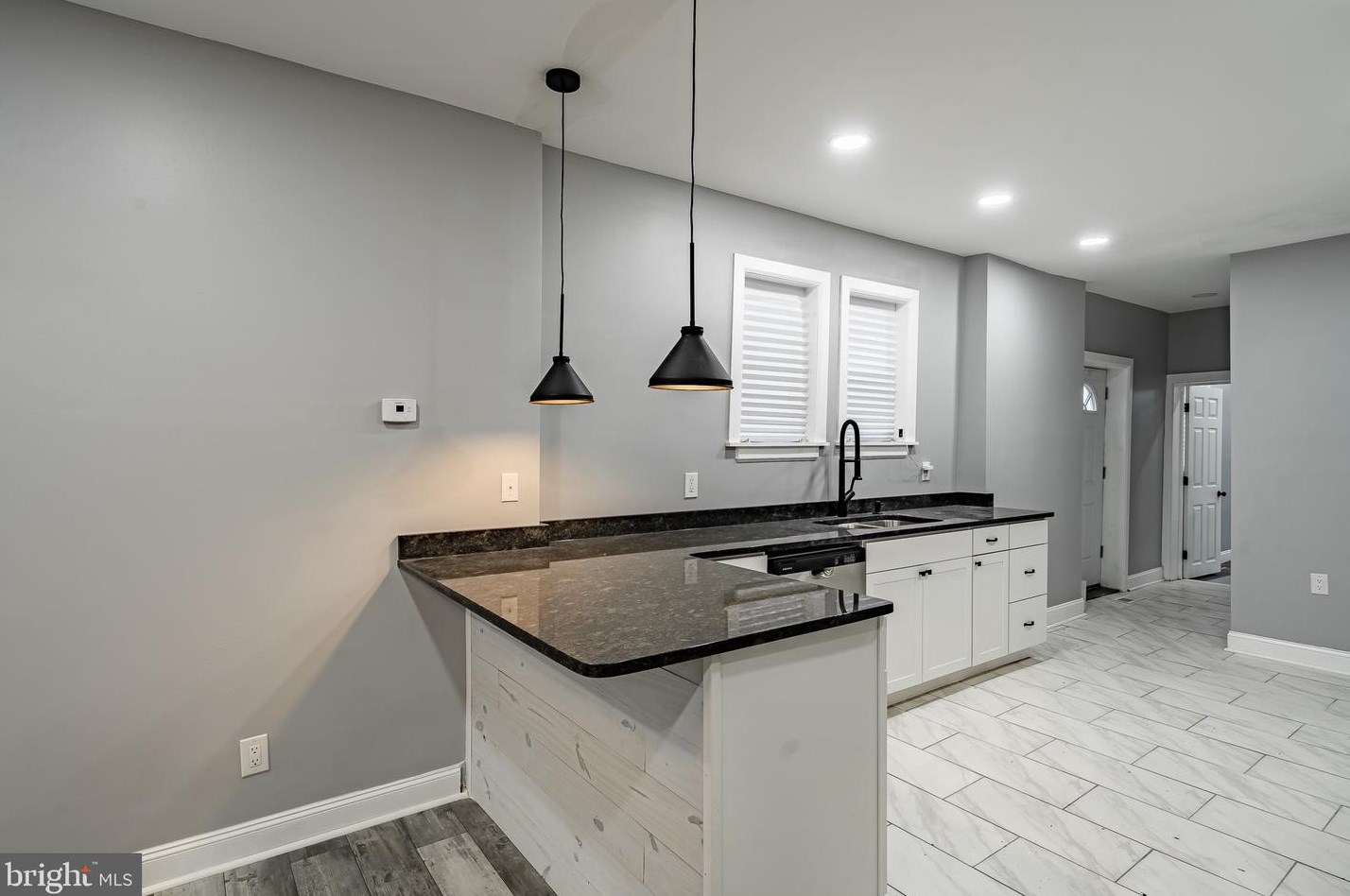 409 24th St, Wilmington DE  19802-3402 exterior