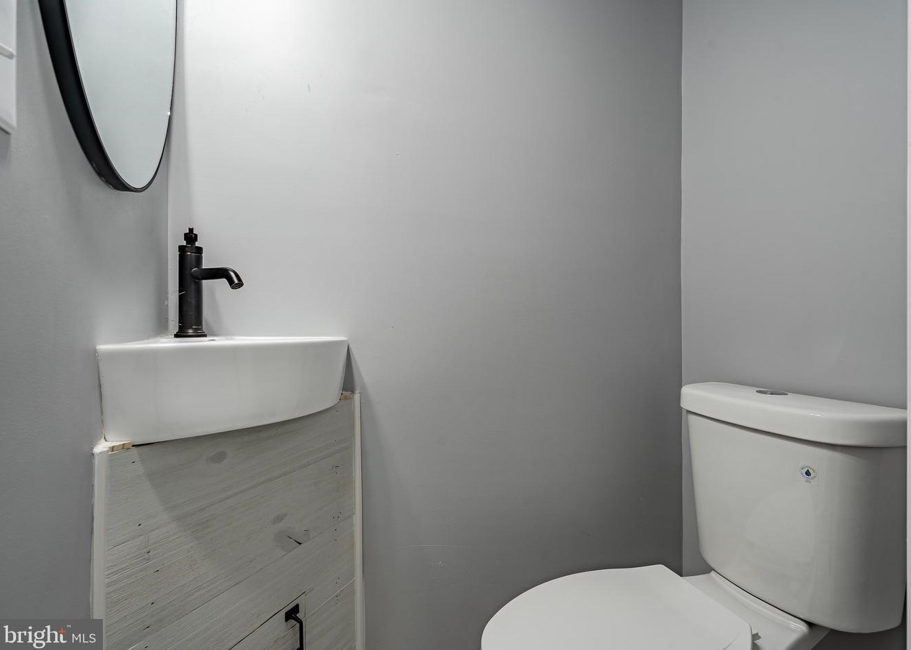 409 24th St, Wilmington DE  19802-3402 exterior