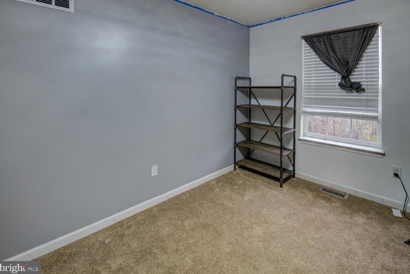 308 Wilkinson Dr, Newark DE 19702-6703 exterior