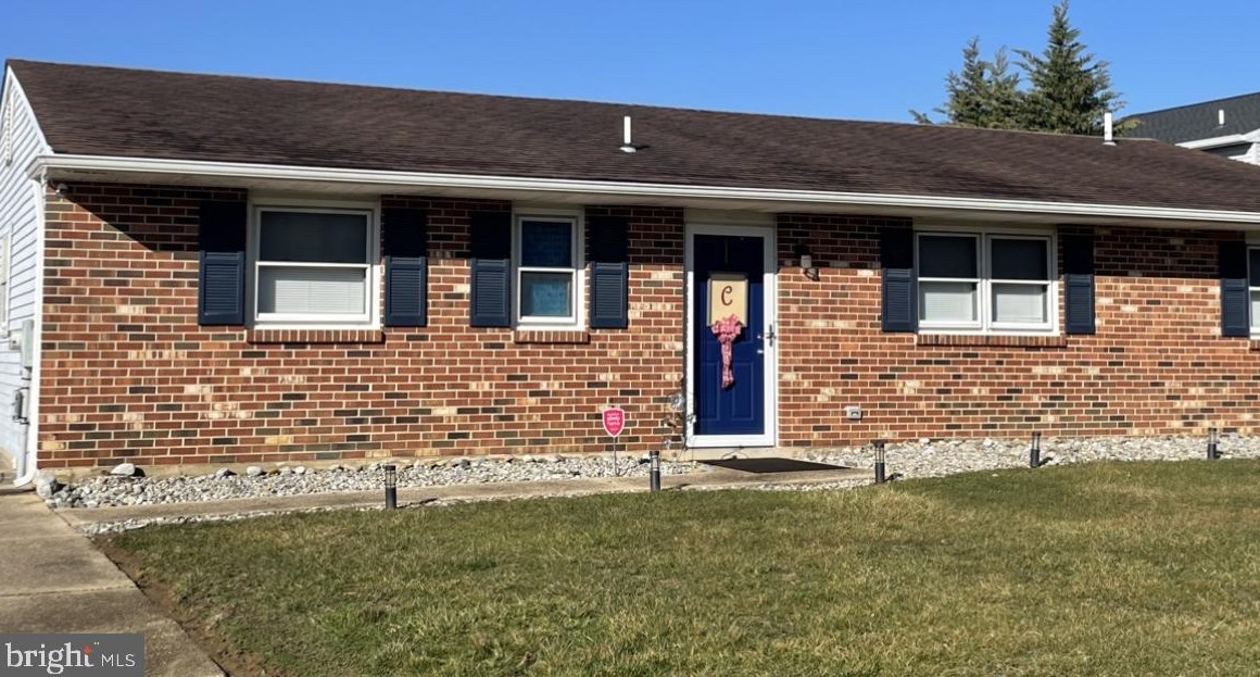 4 Reyburn Ct, Bear, DE 19701-1123
