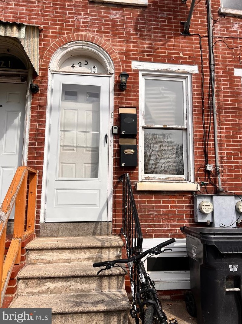 423 E 9th St #b, Wilmington, DE 19801