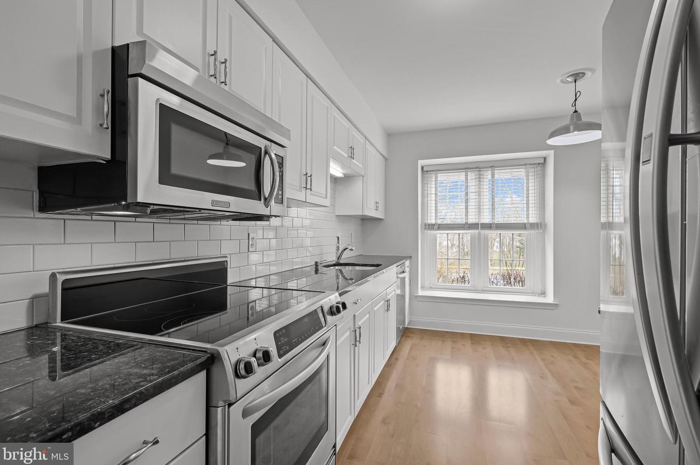 206 Watchlight Dr, Hockessin, DE 19707-1428