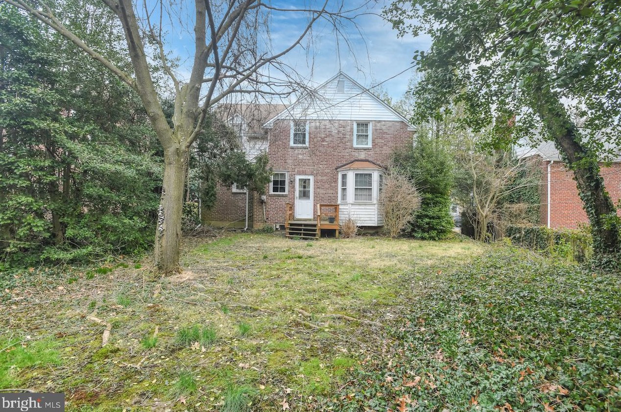 6 Stockwell Rd, Wilmington, DE 19809-3418