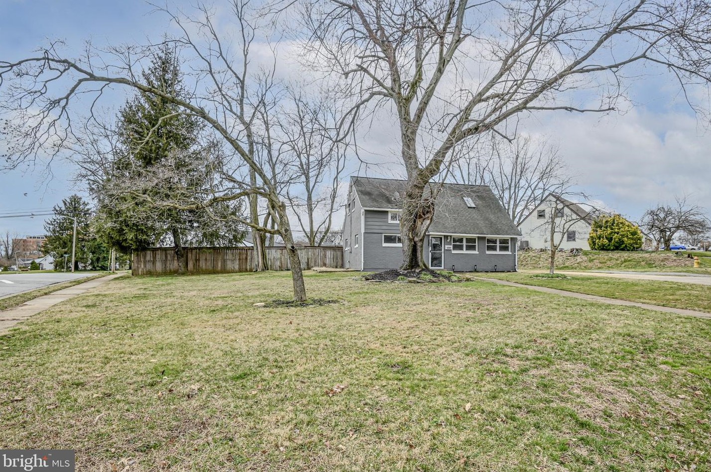 1201 Montgomery Rd, Wilmington, DE 19805-1333