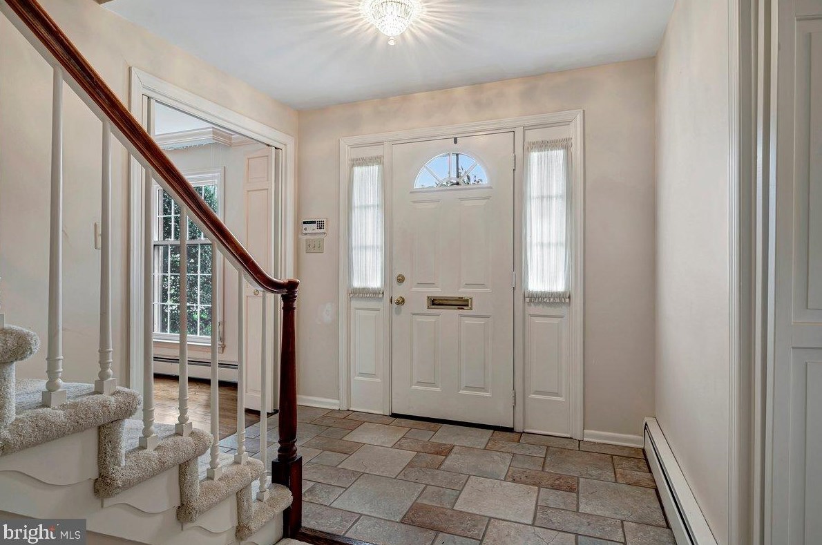 706 Bristol Rd, Wilmington, DE 19803-2224