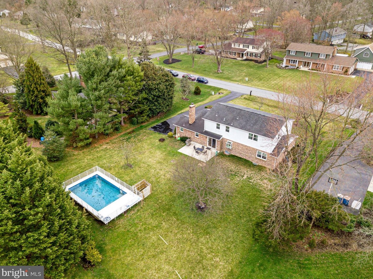 4 Kimmie Ct, Bear DE  19701-1746 exterior