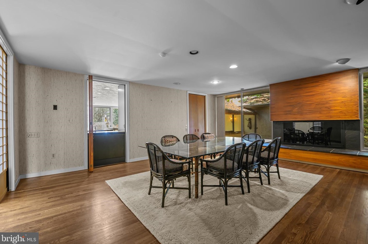 4002 Springfield Ln, Wilmington DE  19807-2251 exterior