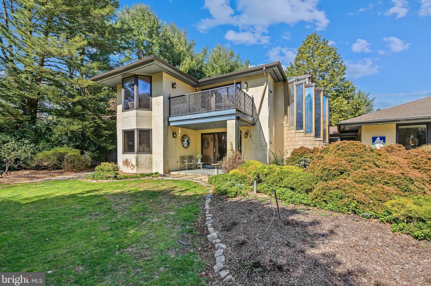 4002 Springfield Ln, Wilmington DE  19807-2251 exterior