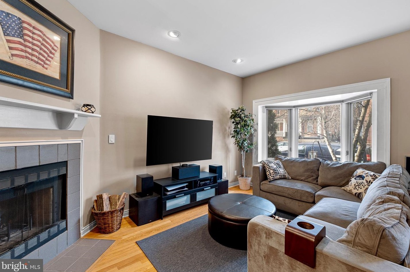 1406 Harrison St, Wilmington, DE 19806-3114