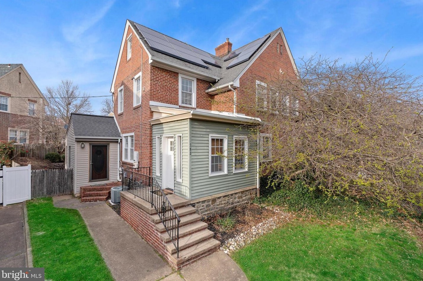 203 Bancroft Pkwy, Wilmington, DE 19805-3327