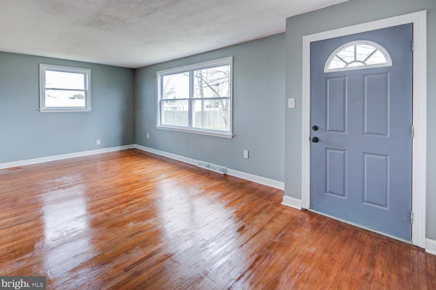 56 Morris Rd, New Castle, DE 19720-1726