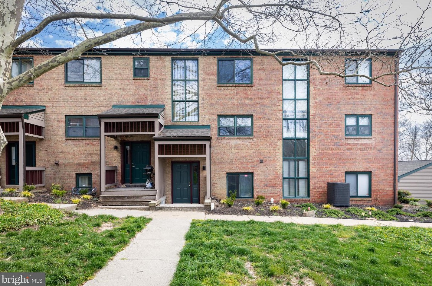 67 Paladin Dr, Wilmington, DE 19802-1712