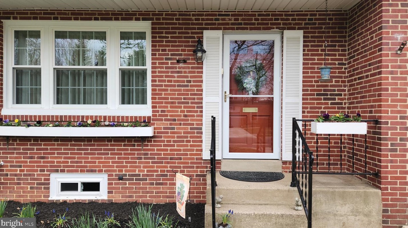 215 Wellington Rd, Wilmington, DE 19803-3138