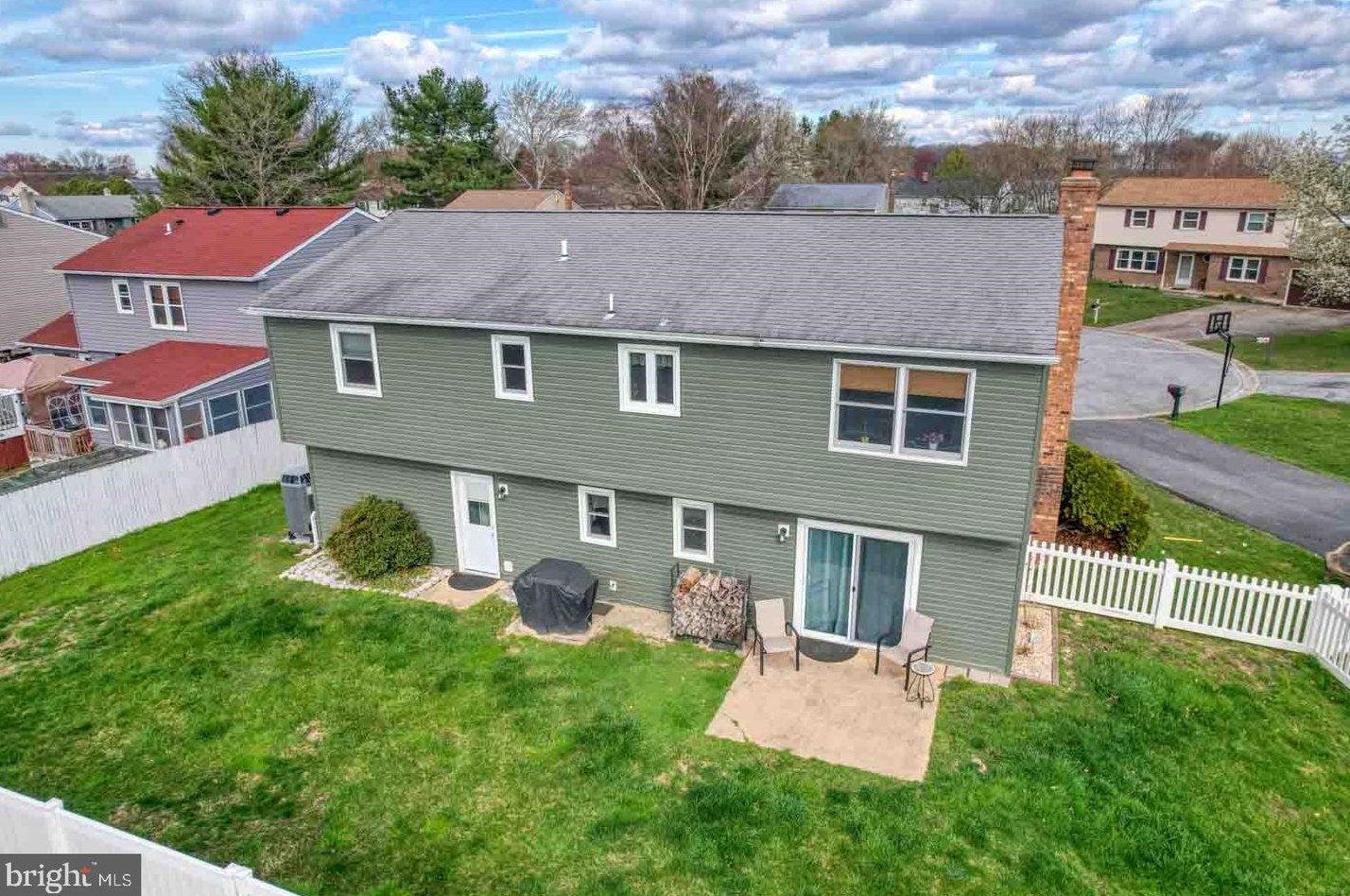 6 Galen Ct, Bear, DE 19701