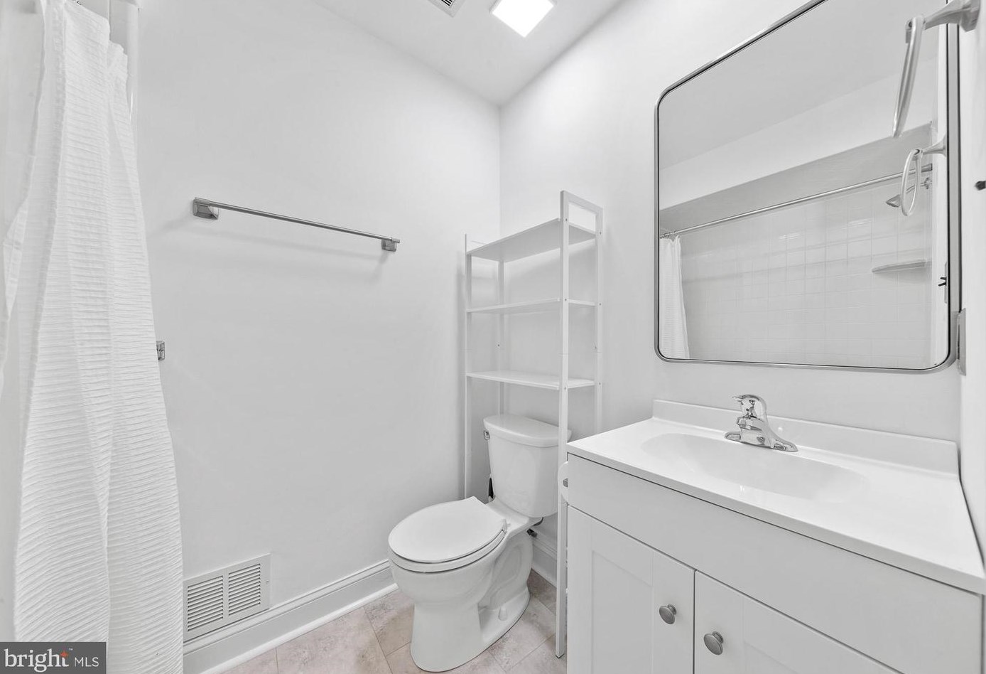 900 Bancroft Pkwy, Wilmington DE  19805-2642 exterior