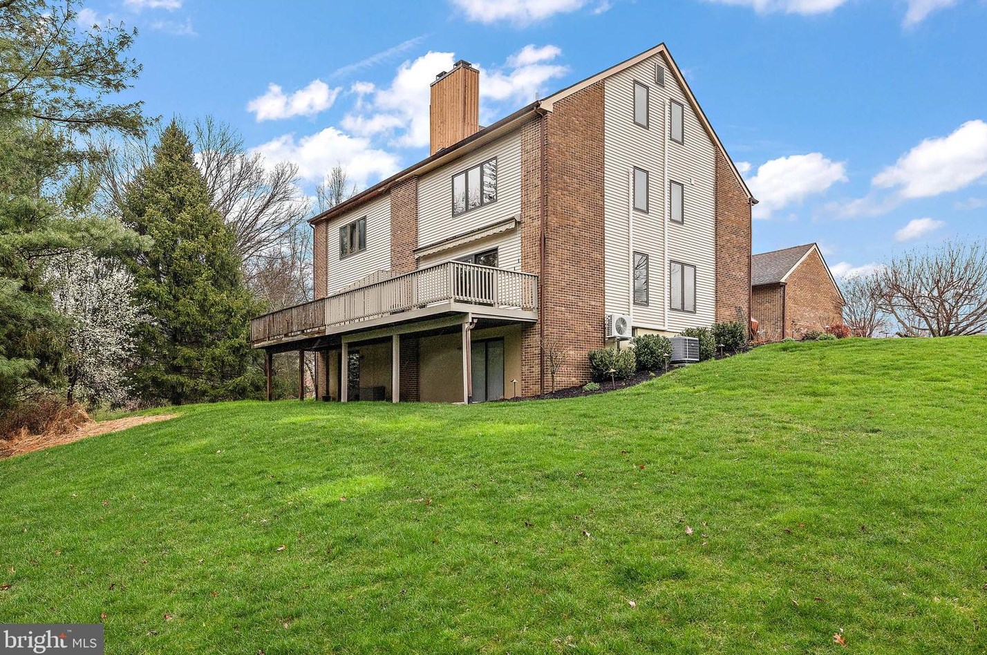 8 Laurel Ct, Wilmington, DE 19808-4306