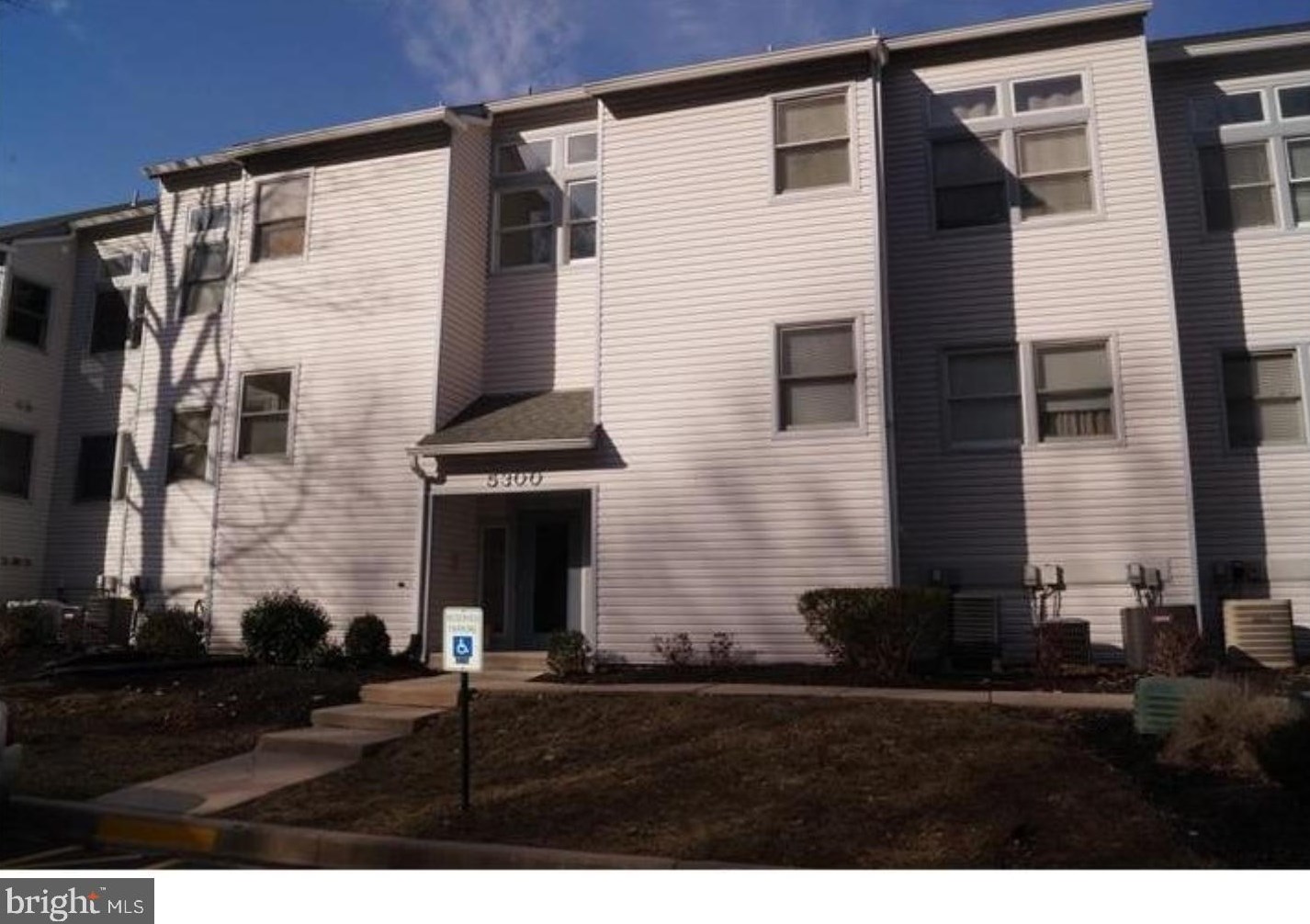5301 Birch Cir, Wilmington, DE 19808