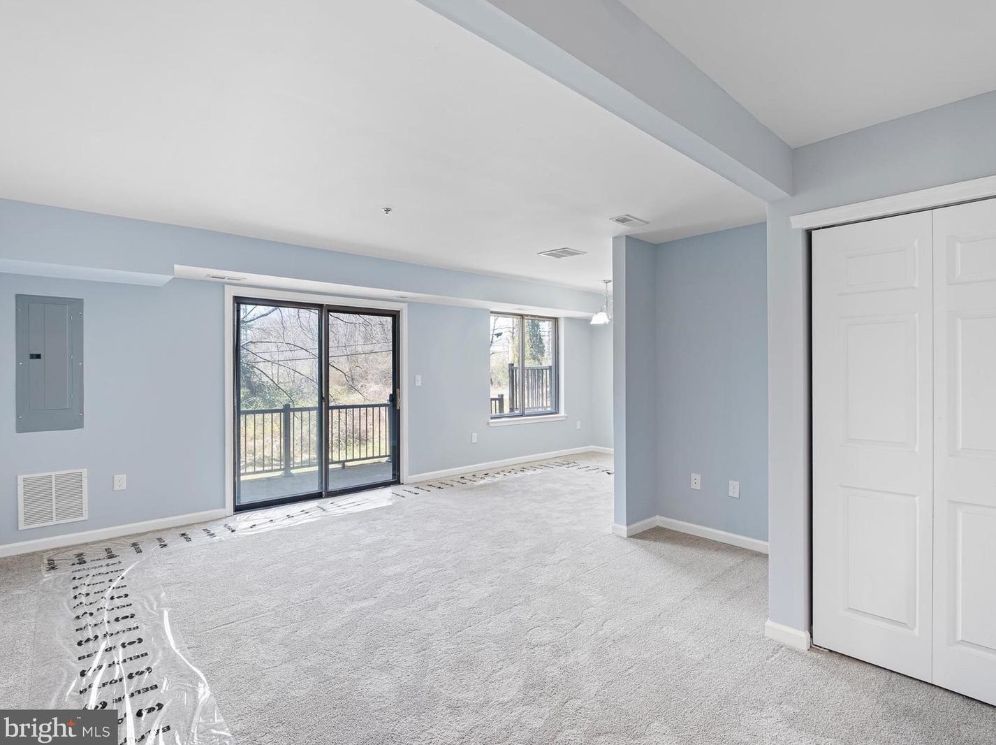 5054 Brigantine Ct, Wilmington DE  19808-1820 exterior