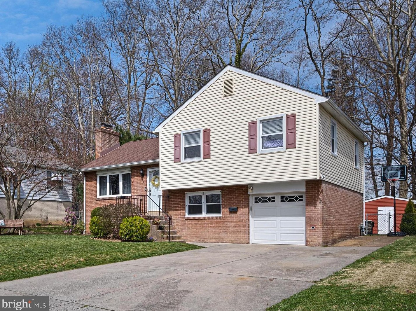 5 Dupont Ave, Wilmington, DE 19809-2107