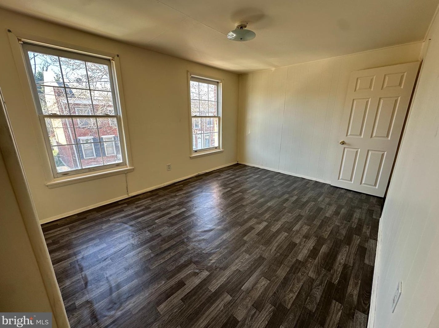 721 6 St, Wilmington DE  19801-2030 exterior