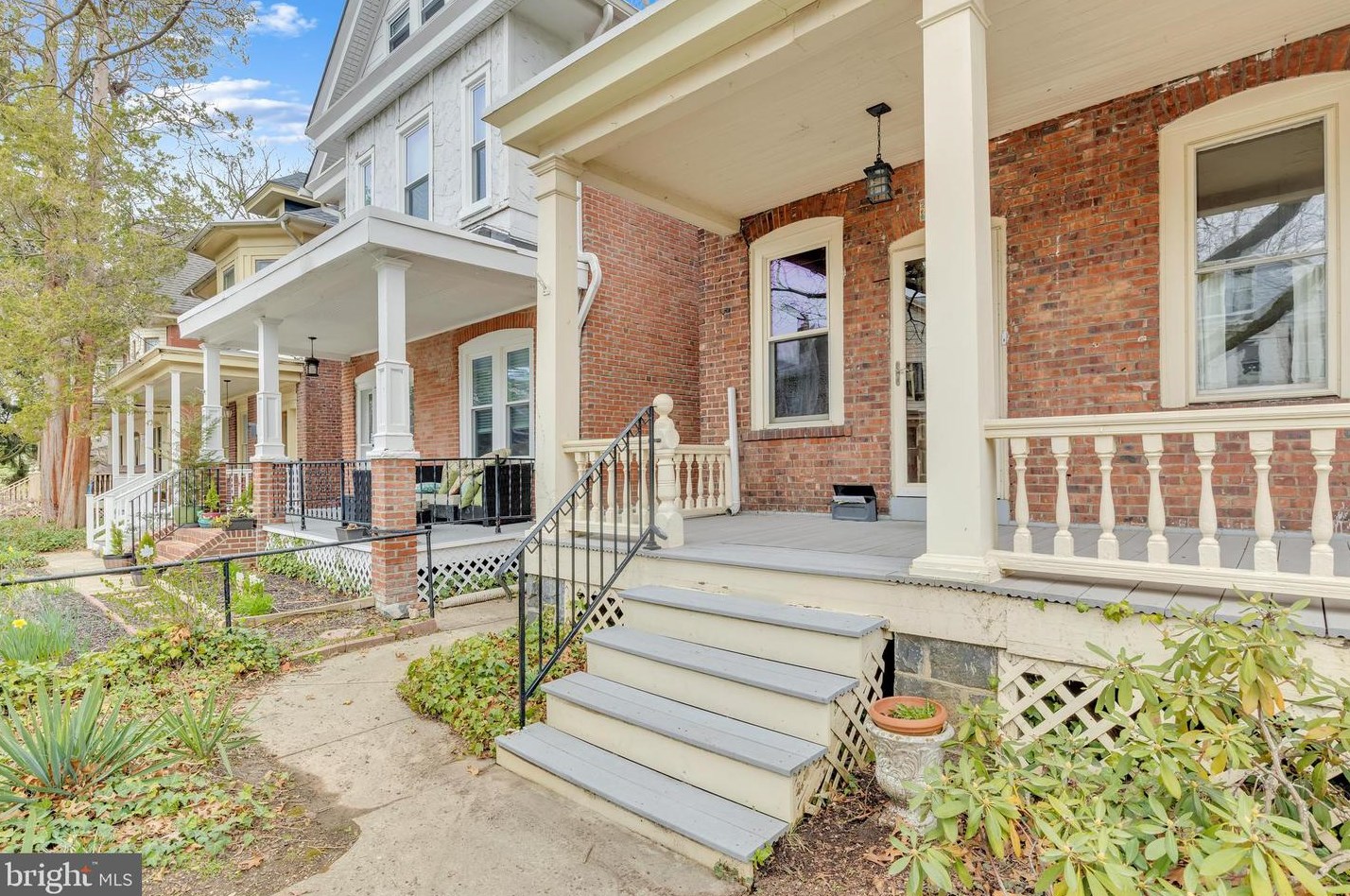 705 20th St, Wilmington, DE 19802-3812